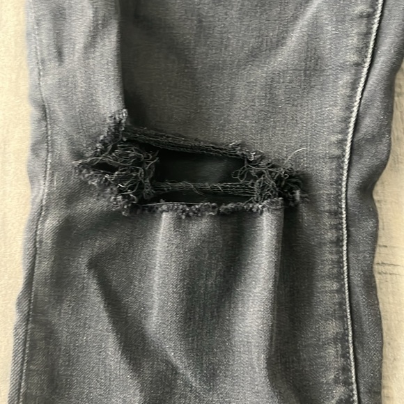 Joes Jeans Washed Black Distressed Holed Knee size 31 Great Condition Nordy Rack - Picture 7 of 12